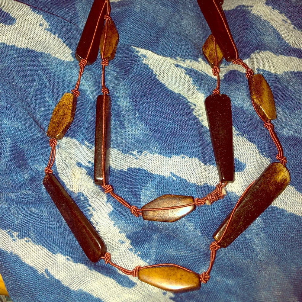 Wood brown necklace